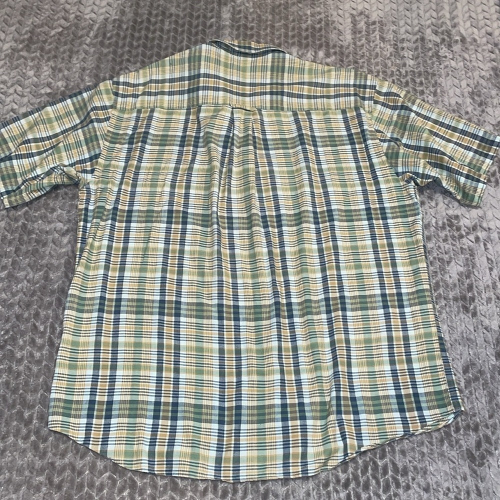 Pendleton Short Sleeve Button Down Seaside Shirt.… - image 7